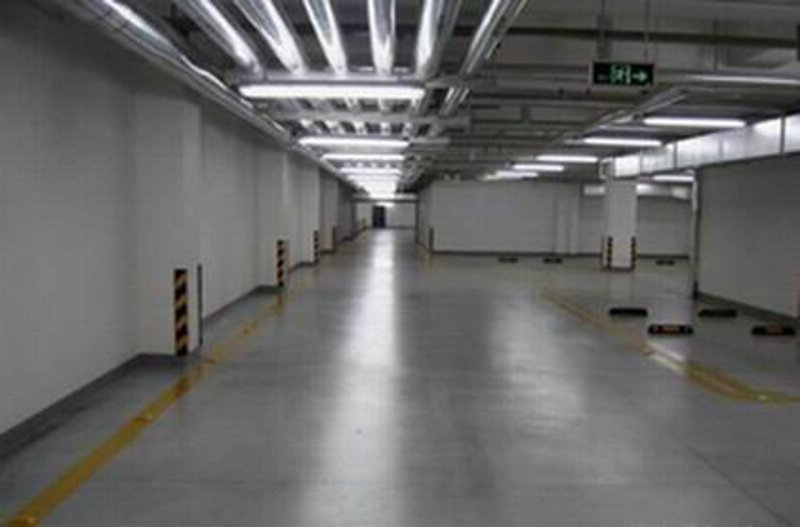 环氧地坪漆:为何成为工业地坪的首选?